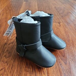 NEW Old Navy 6-12 Month Baby Girl Black Leather Boots